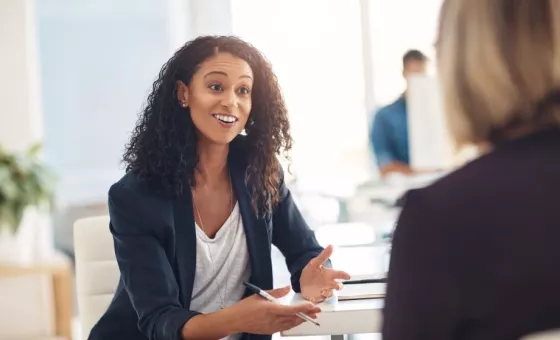 Femme souriante