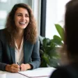 femme passant un entretien