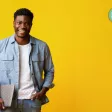 Style vestimentaire professionnel illustrant le choc des générations au travail