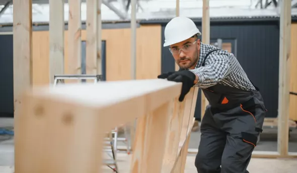 salarié bâtiment construction en bois