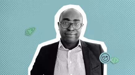 Photocollage du portrait de Christian Makaya sur fond bleu interview tech inno eurécia média 