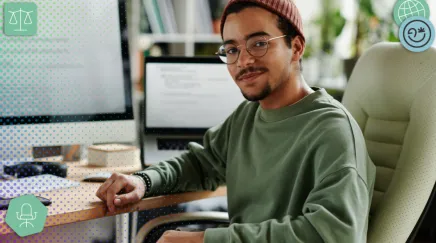 Jeune actif au travail illustrant une ambition discrète sans quête de promotion
