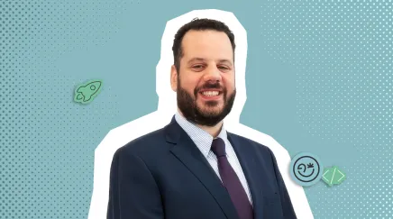 Marc Sztulman face caméra