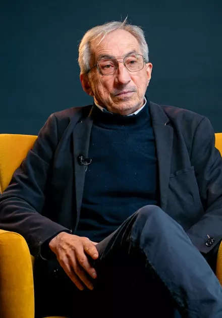 Daniel Follet explique pourquoi les médias qui n'adoptent pas les outils d'intelligence artificielle vont perdre du terrain